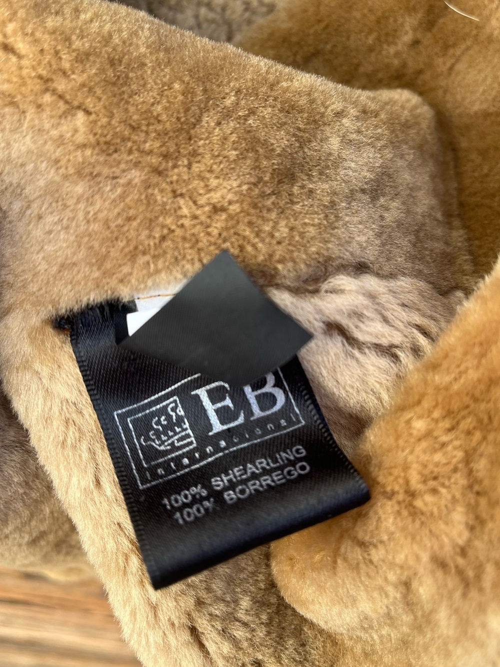 VINTAGE | EB International Leather Shearling Lined Vest W/ Coyote Fur Trim 4 - Picture 7 of 11